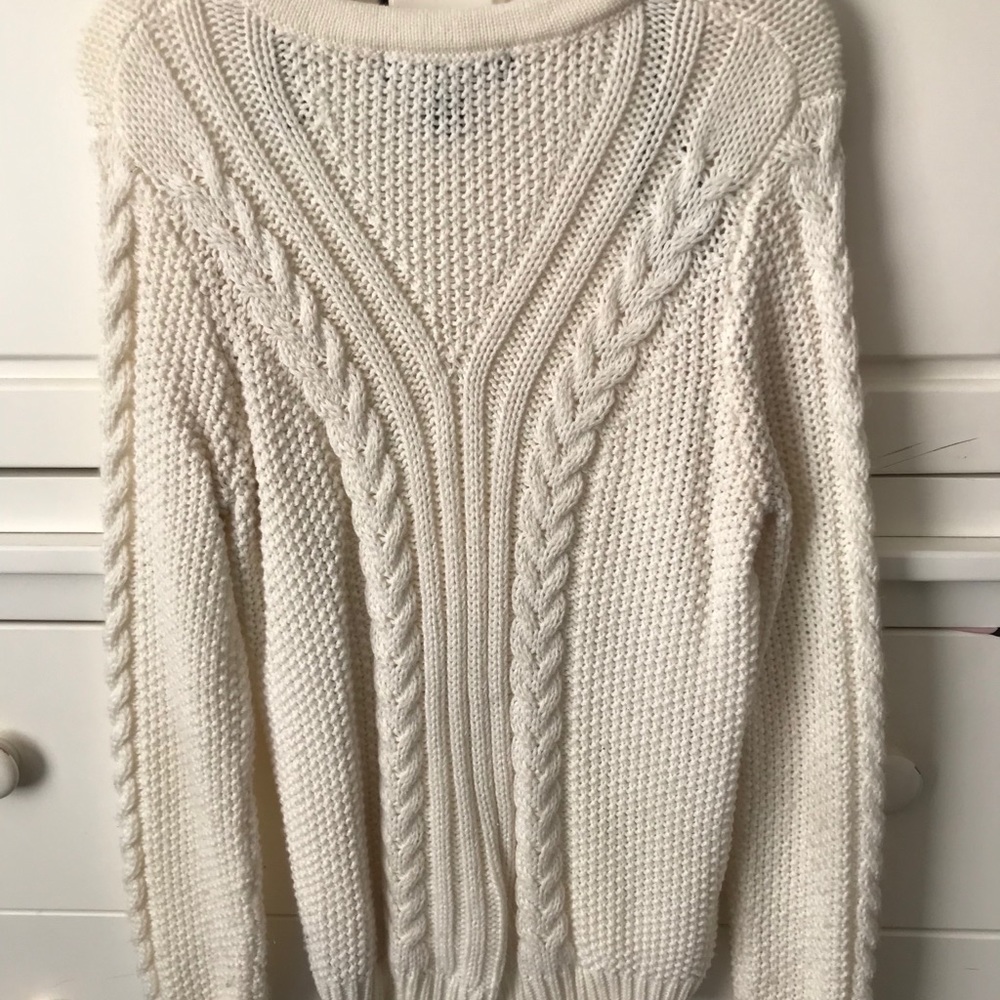 Knit sweater